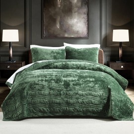 AJOCCI Velvet King Size Comforter Set, Luxurious King Quilt, Green Bedding Set, Soft Plush Bedspread, Lightweight for All Season,Emerald Green