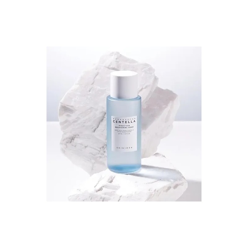 Skin1004 Madagascar Centella Hyalu-cica Brightening Toner