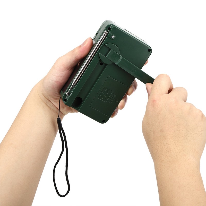 Plastic Outdoor Emergency Light Radio Hand Crank Generate Electricity Multifunction