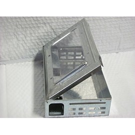 6 Tin Cat style Mouse LIVE Trap with window.THE TIN CAT STYLE MOUSE TRAP IS A LIVE CATCH TRAP THAT IS EASY TO USE, CATCHES UP TO 30 MICE AT A TIME AND REQUIRES NO SETTING.