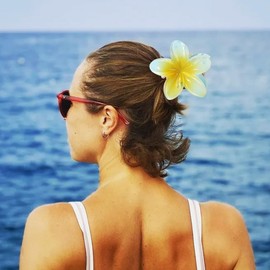 RANJIMA Pack of 8 Flower Hair Clips, Large Claw Hair Clips, Cute Flower-Shaped Hair Styling Accessories, Hawaiian Claw Clips, Flower Hair Accessories for Women, Girls, Mother's Day Gifts