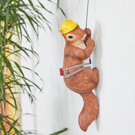 GUTE Climbing Squirrel Figurine Garden Wall & Tree Decor Statues, Animal Backyard Accessories, Hang on Wall, Yard Art Squirrel Gifts Figure Indoor and Outdoor Lawn Squirrel with Helmet Decoration 12"