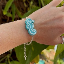 NFC SMART Charm Bracelet – Tap to Share Instantly! - Choose Your Charm: Sea Turtle