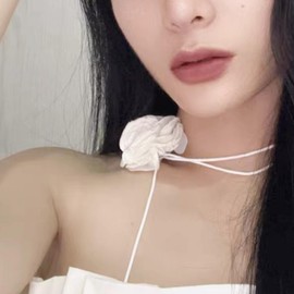 MAQVQLU Flower Rose Choker Necklace for Women Lace-up Design Floral Choker Necklaces Summer Beach Choker Bridesmaid Wedding Party Necklaces