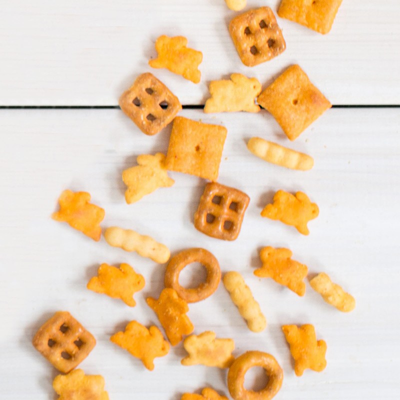 Annie's Cheddar Snack Mix With Assorted Crackers and Pretzels, Made