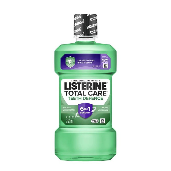 Listerine Teeth Defence Antibacterial Mouthwash 250mL