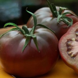 Brandywine Black, Standard (Slicing) Tomato (Lycopersicon esculentum) Vegetable Seeds, Thin Skin, Firm Texture, Rich, Bold Flavor, Seeds by MySeeds.Co, You Choose The Amount (Trial Packet Size)
