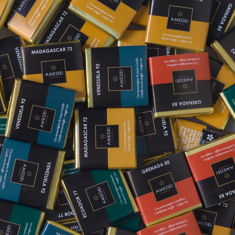 Amedei Selezioni - 12 Napolitains Extra Dark Chocolate 70% -