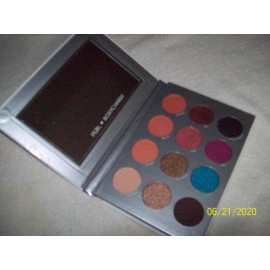 Eyeshadow PUR Eyeshadow Palette, Boxycharm, 12 piece, w/Mirror, NIB