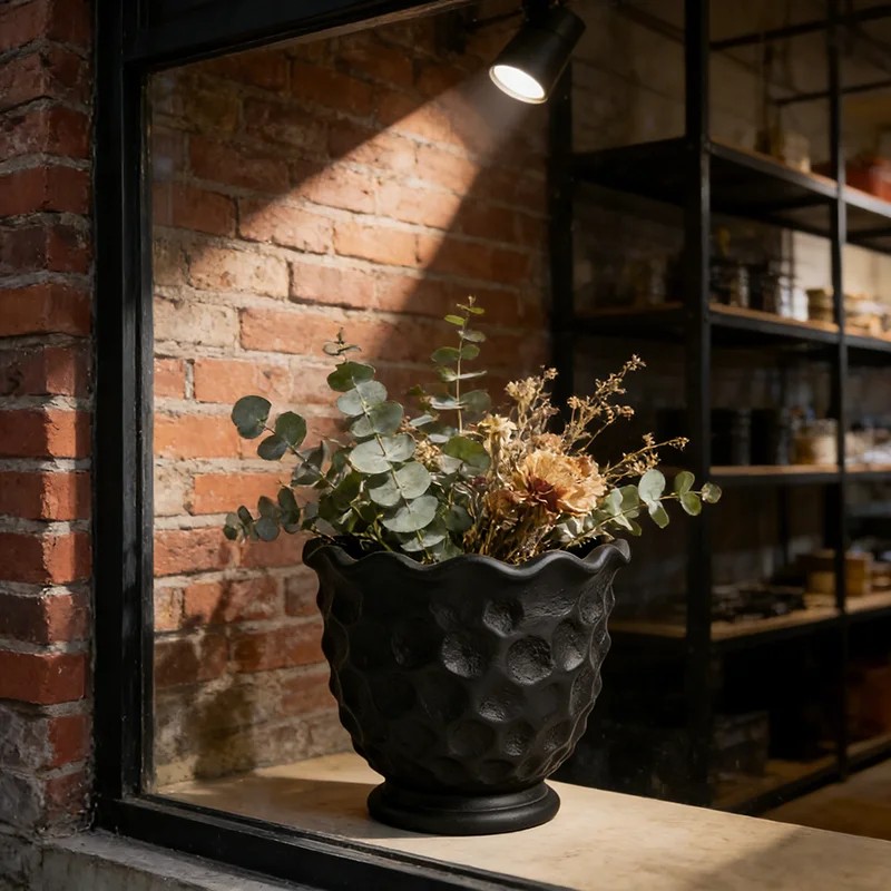 Black Lava Texture Resin Planter-Hand-painted Irregular Shape Wave-edge Flowerpot. Japanese
