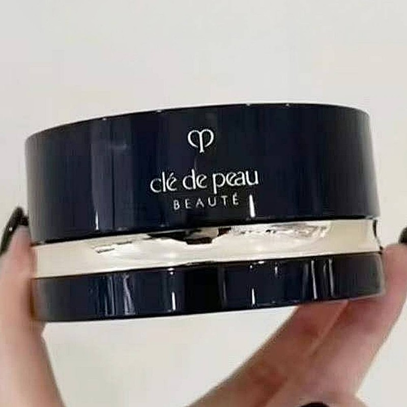 Clé de Peau Beaute Cle de Peau Beauté Translucent Loose