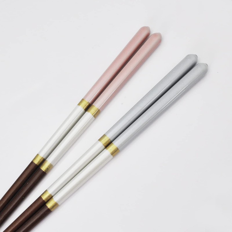 Ishida Dishwasher Safe Chopsticks with Paulownia Case, Chopsticks Rest, Champagne