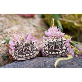 WINDALF Viking Earrings Odins Raven 1.7 cm Nordic Earrings Bronze, Fabric jewellery bag