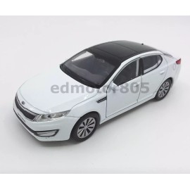 Welly KIA Optima K5 1:34-1:39 DIECAST Car White / Grey/ Red Model COLLECTION New - White