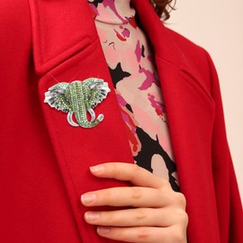 Broche de elefante vintage en tono dorado con cristales completos de diamantes de imitación con bonito animal, Cristales,