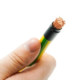 ERKO Isolierband Schwarz PVC 19mm x 20m Elektrische Leitungen Reparatur, Hochflexibel mit starker Klebekraft, Chemiebeständig, Kabel, Universal