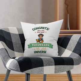 MUGFFINS TRAVELLER man Cushion Padding included - in English - Best in Universe Trophy - Funny gift - Pillow: cover and filling 15.7x15.7 inches