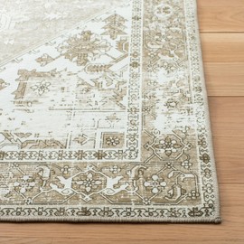 SAFAVIEH Tucson Collection Accent Rug - 2'6" x 4', Sage & Ivory, Traditional Design, Washable & Slip Resistant, Ideal for High Traffic Areas in Hallway, Bathroom & Home Office (TSN102W-24)
