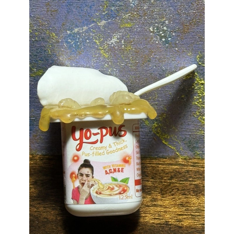 ZURU MEGA GROSS Minis YO-PUS Creamy & Thick pus-filled goodness