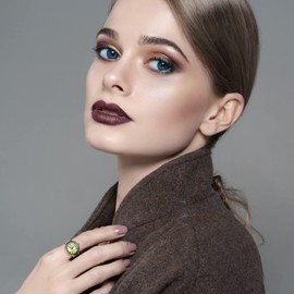 JewelryWe Men Women Finger Watch Retro Arabic Numeral Dial Adjustable Elastic Band Quartz Ring Watches