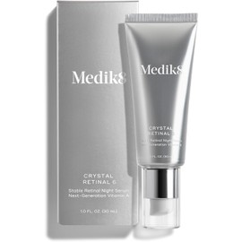 Medik8- RENUEVA Y REVITALIZA. Descubre una piel pura y joven con Medik8 Crystal Retinal, un sérum único que reinventa el cuidado de la piel con vitamina A. Formulado con retinaldehído, ácido hialuróni