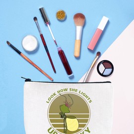 Gzrlyf Princess With Frog Inspired Makeup Bag Look How She Lights Up The Sky Gift Movie Fans Cosmetic Bag (SHE LIGHTS UP THE SKY)