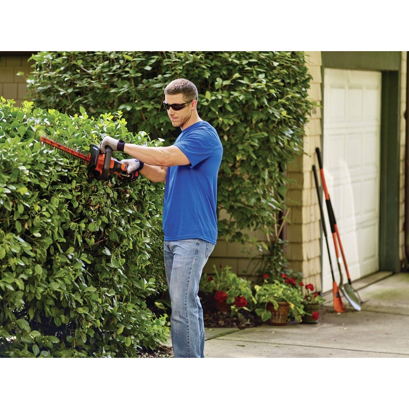 BLACK+DECKER 20V MAX String Trimmer, Powercut, 22-Inch, (LHT321)