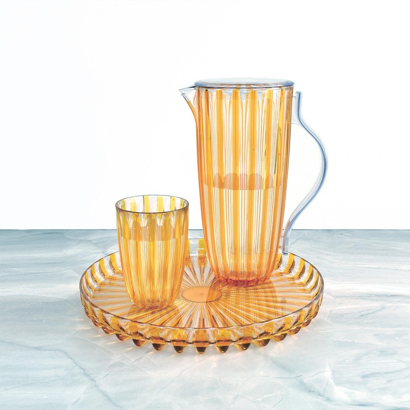 Guzzini - Caraffa con coperchio in bio-based plastic, ambra, DOLCEVITA