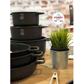 Olympia Hard Cook 11 Inch Round Non-Stick PFOA-Free Die-Cast Aluminum Casserole Pan, 8.6 L Capacity, Made in Italy