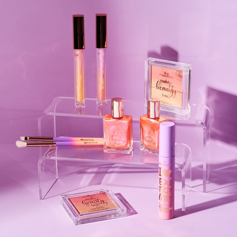 essence make beauty fun plumping lip gloss, No. 02 Happy