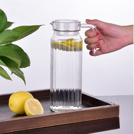Acrylic Transparent Bottle, Striped Water Ice Cold Jug with Lid and Handle for Bar Home, Cold Water Pitcher for Homemade Iced Tea Milk Beverage Cold Water (500ml)