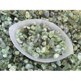 Emerald Chips – Natural Mini Emerald Stones, Crushed Undrilled Emerald, Semi-Tumbled Genuine Emerald (1/4 lb)