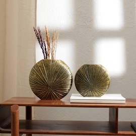 RockRain Vintage Gold Flower Vases: Decorative Aluminium Set of 2 - Intricate Detailing & Antique Finish for Home & Office Décor - Mantel Shelf & Table Display Accessories