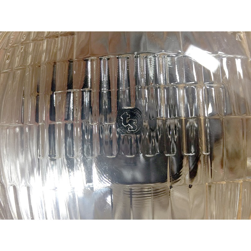 Wagner H4467 5 3/4" Round 12 V Sealed Beam Motorcycle