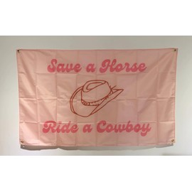 Yicmirtu Save a Horse Ride a Cowboy - Bandera rosa con bonito sombrero de vaquero de 3 x 5 pies, para decoración de recámara universitario, para niñas adolescentes, bordes de doble costura y 4 ojales de latón a prueba de óxido (3 x 5 pies)
