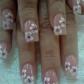24 Pcs Flower Press on Nails Short Square Shaped Fake Nails Spring False Nails with White Gradient Floral Designs Glitter Acrylic Nails Full Cover Sprakly Stick on Nails for Women Nail Art Manicure