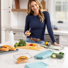 Bentgo Glass Leak-Proof Food Storage Set - 4-Piece Glass Containers with BPA-Free Airtight Lids, Reusable & Durable for Leftovers & Meal Prep - Microwave, Freezer, Oven & Dishwasher Safe (Soft Aqua)