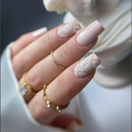 24PCS Flower Press on Nails Medium Square Fake Nails Daisy Bohemia with Matte Designs Full Cover Flesh-Colored Ombre Glue on Nails Spring Summer False Nails for Women Girls Acrylic Nail Art