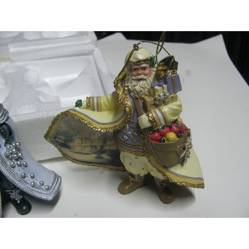 Thomas Kinkade Old World Santa Ornaments (Set of 3) Issue