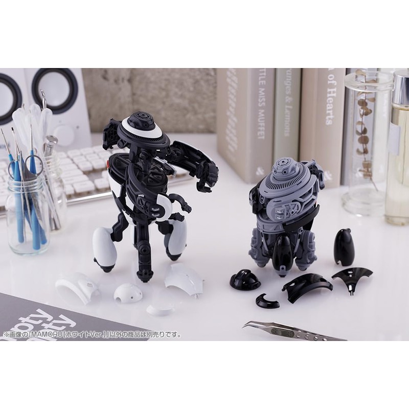 MARUTTOYS MAMORU (White Ver.) 1/12 Scale Plastic Model Total Height: