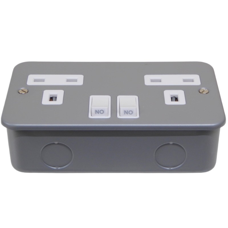 Metal Clad Double Pole Socket 2 Gang 13A Switched with