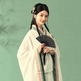 DOITOOL Small Folding Hand Fan for Women, Foldable Chinese Japanese Vintage Bamboo Silk Fans, Wooden Folding Fans Hanheld Fans for Dance, Performance, Decoration, Wedding, Party (Black)