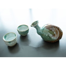 Ecchu Sansuke Ware Sake Set with Tokkuri & Cup (Made in Japan) Artisan Handmade (Tokkuri Approx. 6.3 x 3.7 x H 4.1 inches (16 x 9.5 x 10.5 cm), Approx. 10.2 fl oz (310 ml), Cup Diameter Approx. 2.6 x
