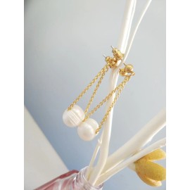 Lucky brand pearl dangle earrings. 036E