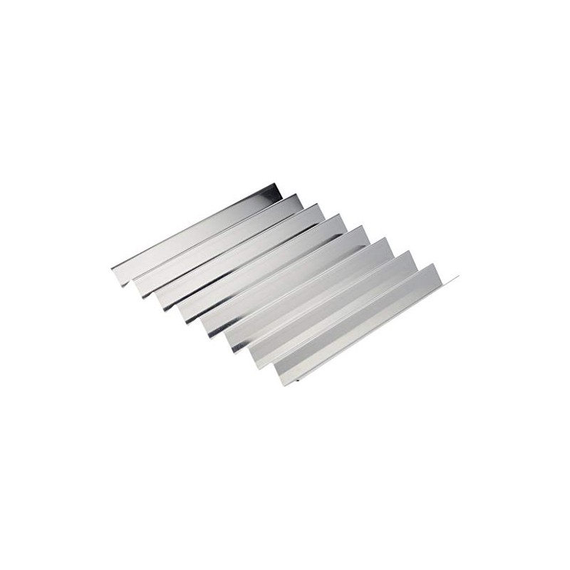 Lares Wolfszahnblech/Backblech - ideal für leckeres Kaffeegebäck aus Rührteig oder