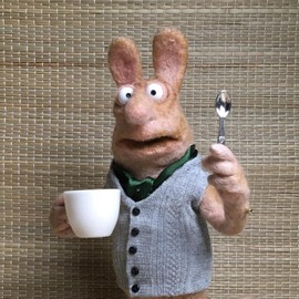 M01343 MOREZMORE 2pc Miniature Spoons Mini Prop for a Puppet or Dollhouse 1:6 Scale 1/6 Scale