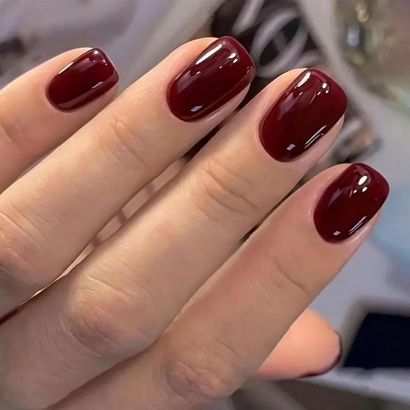 Juego de 24 piezas de uñas elegantes a presión, cubiertas
