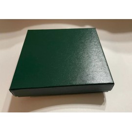 Unbranded 5x5x1 hunter green jewelry accessory gift box w Green Plastic Insert