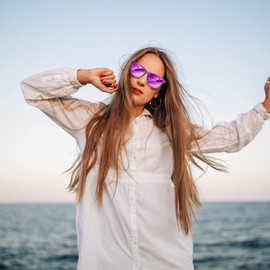 Fozono Polarized Sunglasses for Women Men Classic Retro Square Trendy Fashion Driving Shades UV400 Protection Sunnies - Purple/Purple Mirrored