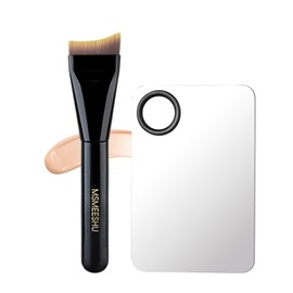 DayaEmmoTQ Foundation Brush, Compatible with Liquid Foundations, Fishtail Shape, Fiber Bristles, Soft, Easy to Use, Makeup Palette Included, Foundation Brush, Portable